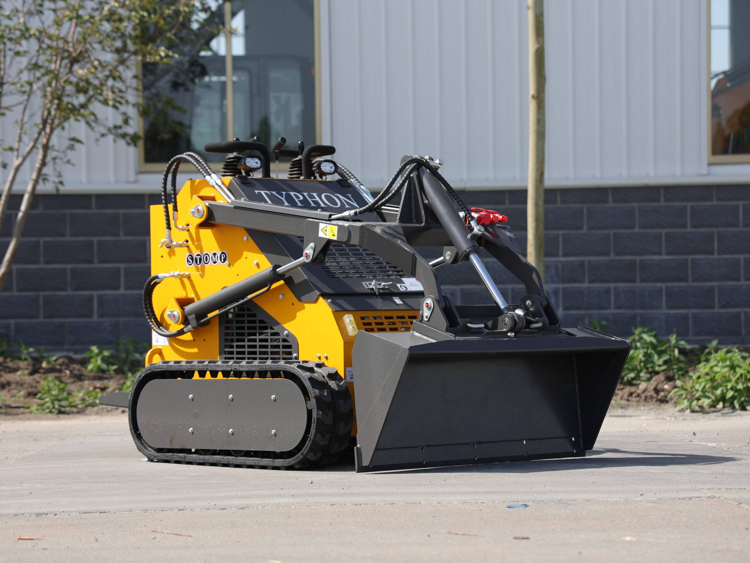 4331910845-1-scaled-1.jpeg - Skidsteer Loader
