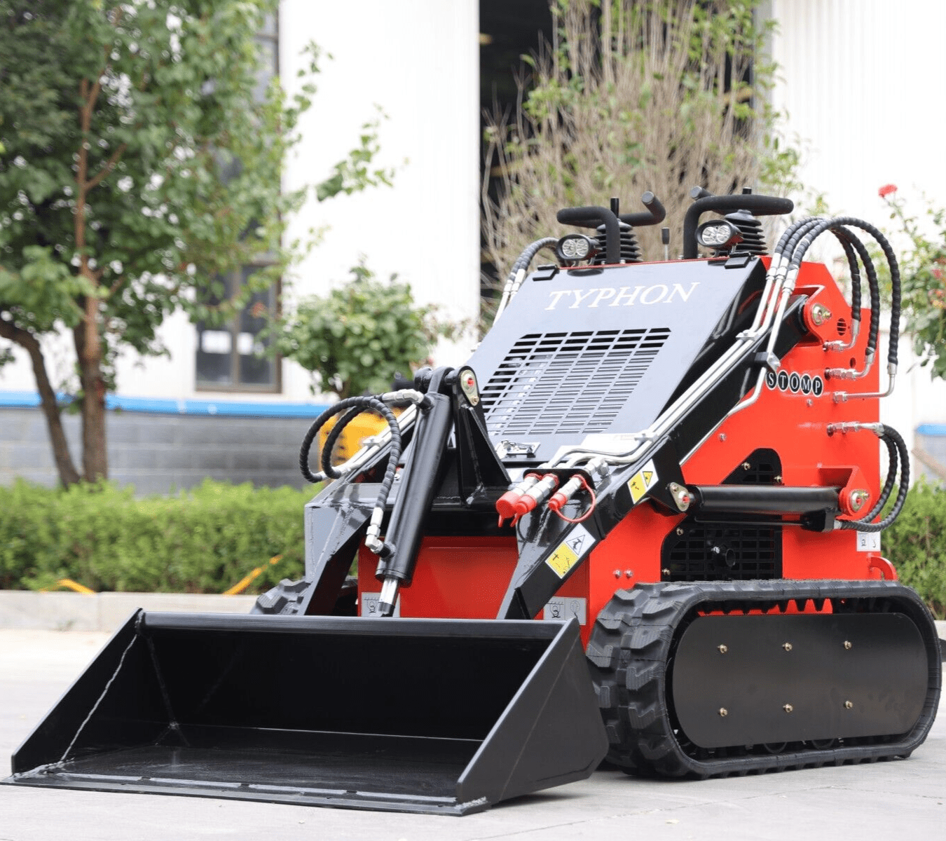 Skid-Steer-Loader-Tracked-221-HP-Hondapng - Skidsteer Loader