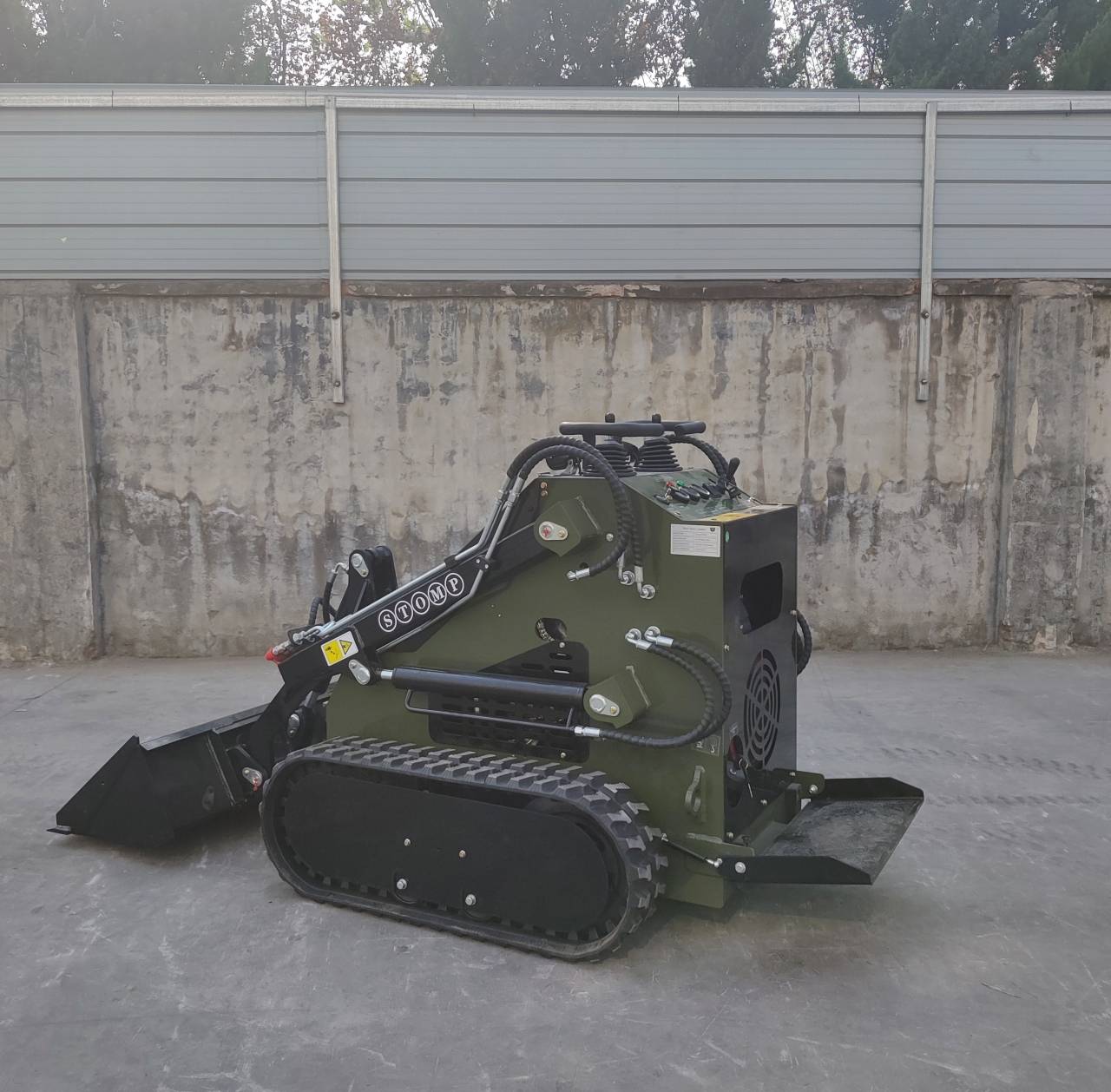 Skid-Steer-Loader-Tracked9jpg - Skidsteer Loader