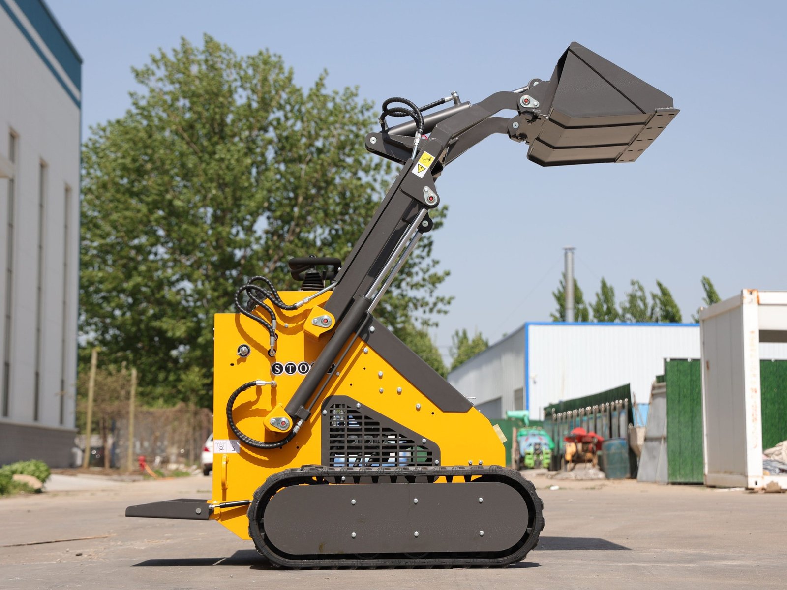 Brand New TYPHON STOMP 2000lbs Mini Skid Steer Loader