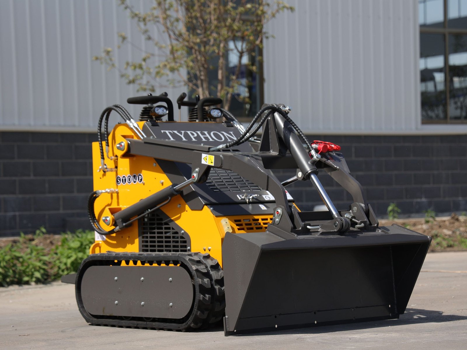 Brand New TYPHON STOMP 2000lbs Mini Skid Steer Loader