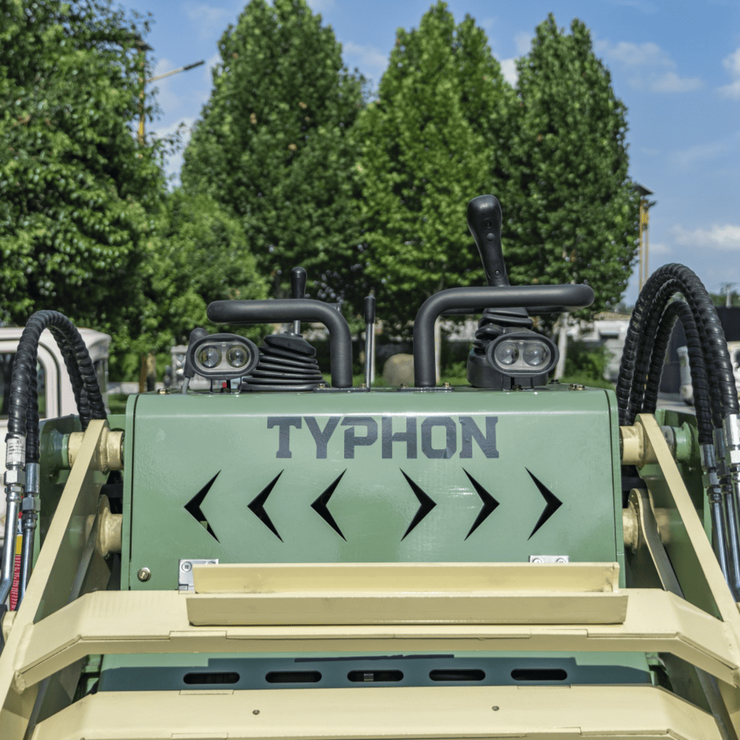Typhon Stomp V950 Mini Skid Steer Track Loader - Konstructz Series 1.5 Ton 25HP Kubota D1105 Engine - Image 10
